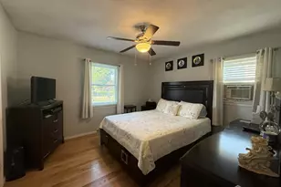 39 Stratford Rd, East Brunswick Township, NJ 08816 - Photo 7