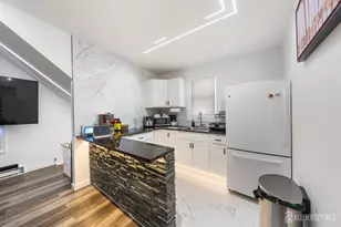 946 Emma St, Elizabeth, NJ 07201 - Photo 13