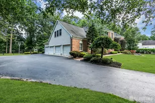 15 Harmony Ln, South Brunswick Township, NJ 08852 - Photo 3