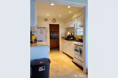 45 W Iselin Parkway W, Iselin, NJ 08830 - Photo 23
