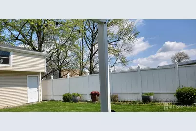 45 W Iselin Parkway W, Iselin, NJ 08830 - Photo 7