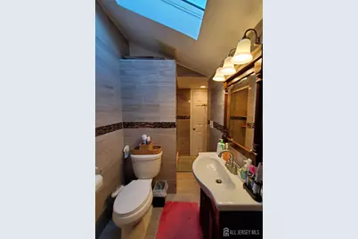 45 W Iselin Parkway W, Iselin, NJ 08830 - Photo 19