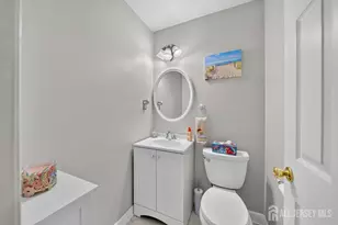 55 Marina Vw Dr, Sewaren, NJ 07077 - Photo 7