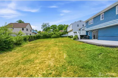 264 E George Place E, Iselin, NJ 08830 - Photo 25