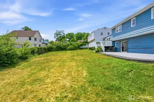 264 E George Pl E, Iselin, NJ 08830 - Photo 25