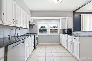264 E George Pl E, Iselin, NJ 08830 - Photo 7