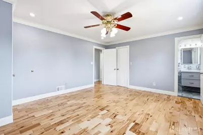 264 E George Place E, Iselin, NJ 08830 - Photo 11