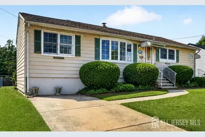 23 Monroe Avenue, Carteret, NJ 07008 - Photo 3