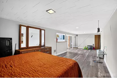 23 Monroe Avenue, Carteret, NJ 07008 - Photo 21