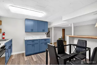 23 Monroe Avenue, Carteret, NJ 07008 - Photo 19
