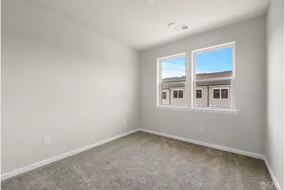 206 Lyla Lane, Middlesex, NJ 08091 - Photo 11