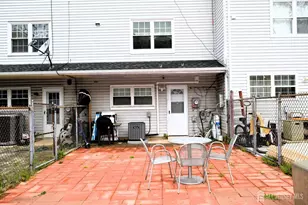 51 Larch St, Carteret, NJ 07008 - Photo 31