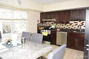 51 Larch St, Carteret, NJ 07008 - Photo 7