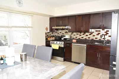 51 Larch Street, Carteret, NJ 07008 - Photo 11