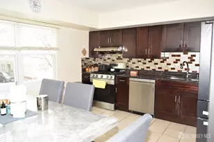 51 Larch St, Carteret, NJ 07008 - Photo 11