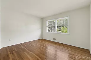 76 Central Ave, East Brunswick Township, NJ 08816 - Photo 31