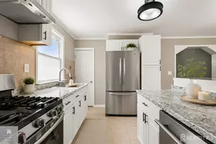26 Charles St, Metuchen, NJ 08840 - Photo 13