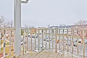 155 Darwin Ln, North Brunswick Township, NJ 08902 - Photo 15