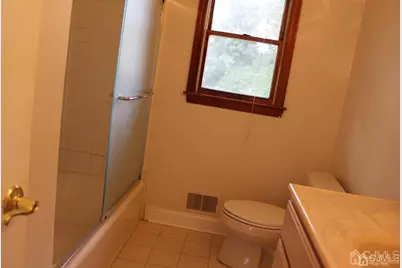 218 Nicholson Avenue, Edison, NJ 08820 - Photo 13