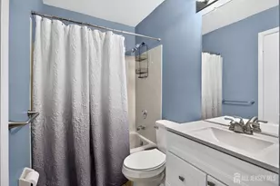 299 Hampshire Dr, Plainsboro Township, NJ 08536 - Photo 13