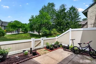 299 Hampshire Dr, Plainsboro Township, NJ 08536 - Photo 15