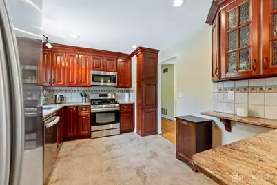5 Yale Court, East Brunswick Township, NJ 08816 - Photo 9