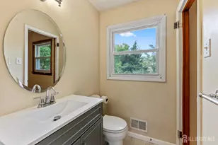 5 Yale Ct, East Brunswick Township, NJ 08816 - Photo 15