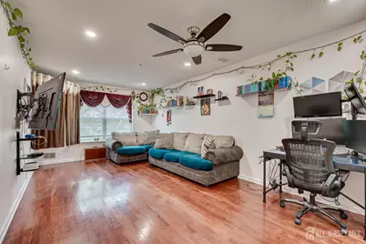 202 Prestwick Way, Edison, NJ 08820 - Photo 17