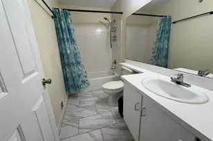 72 Joyner Ct, Lawrence Township, NJ 08648 - Photo 5