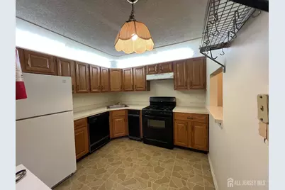 72 Joyner Court, Lawrence Township, NJ 08648 - Photo 3