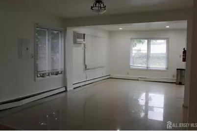 82 Washington Avenue, Iselin, NJ 08830 - Photo 11