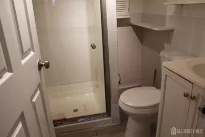 82 Washington Avenue, Iselin, NJ 08830 - Photo 19