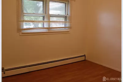 82 Washington Avenue, Iselin, NJ 08830 - Photo 17