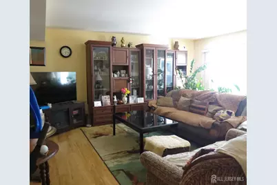 37 Aspen Avenue, Englishtown, NJ 07726 - Photo 3