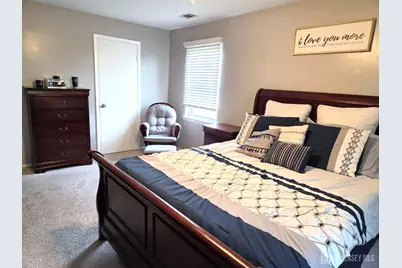 248 Alpine Way #B, Woodbridge Township, NJ 07095 - Photo 9