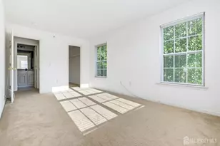 1054 Morning Glory Dr, Monroe Township, NJ 08831 - Photo 19