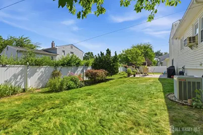 10 Tyroler Court, Edison, NJ 08820 - Photo 29