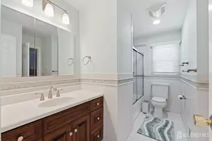 10 Tyroler Ct, Edison, NJ 08820 - Photo 25