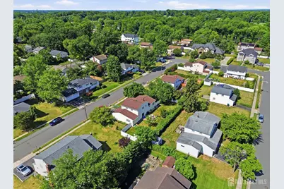 10 Tyroler Court, Edison, NJ 08820 - Photo 35