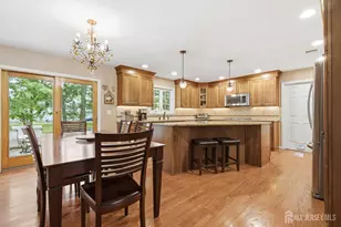 4 Woodruff Rd, Edison, NJ 08820 - Photo 11