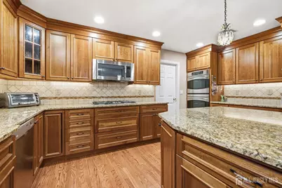 4 Woodruff Road, Edison, NJ 08820 - Photo 15