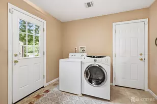 4 Woodruff Rd, Edison, NJ 08820 - Photo 21