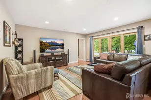 4 Woodruff Rd, Edison, NJ 08820 - Photo 9