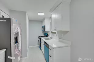 1213 N Oaks Blvd N, North Brunswick Township, NJ 08902 - Photo 5