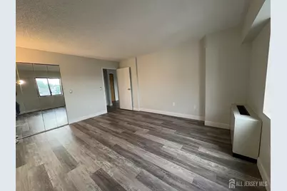 10 N Wood Avenue #419, Linden, NJ 07036 - Photo 7