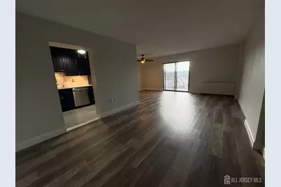 10 N Wood Avenue #419, Linden, NJ 07036 - Photo 5
