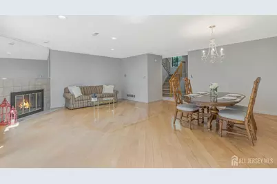 12 Carriage Place, Edison, NJ 08820 - Photo 5