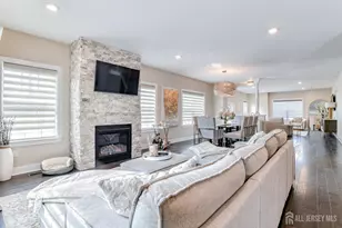 1529 Paxton Ln, Monroe Township, NJ 08831 - Photo 5