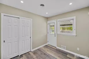 49 Louis Ave, Middlesex, NJ 08846 - Photo 9