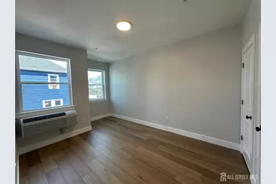 213 French Street #5, New Brunswick, NJ 08901 - Photo 5